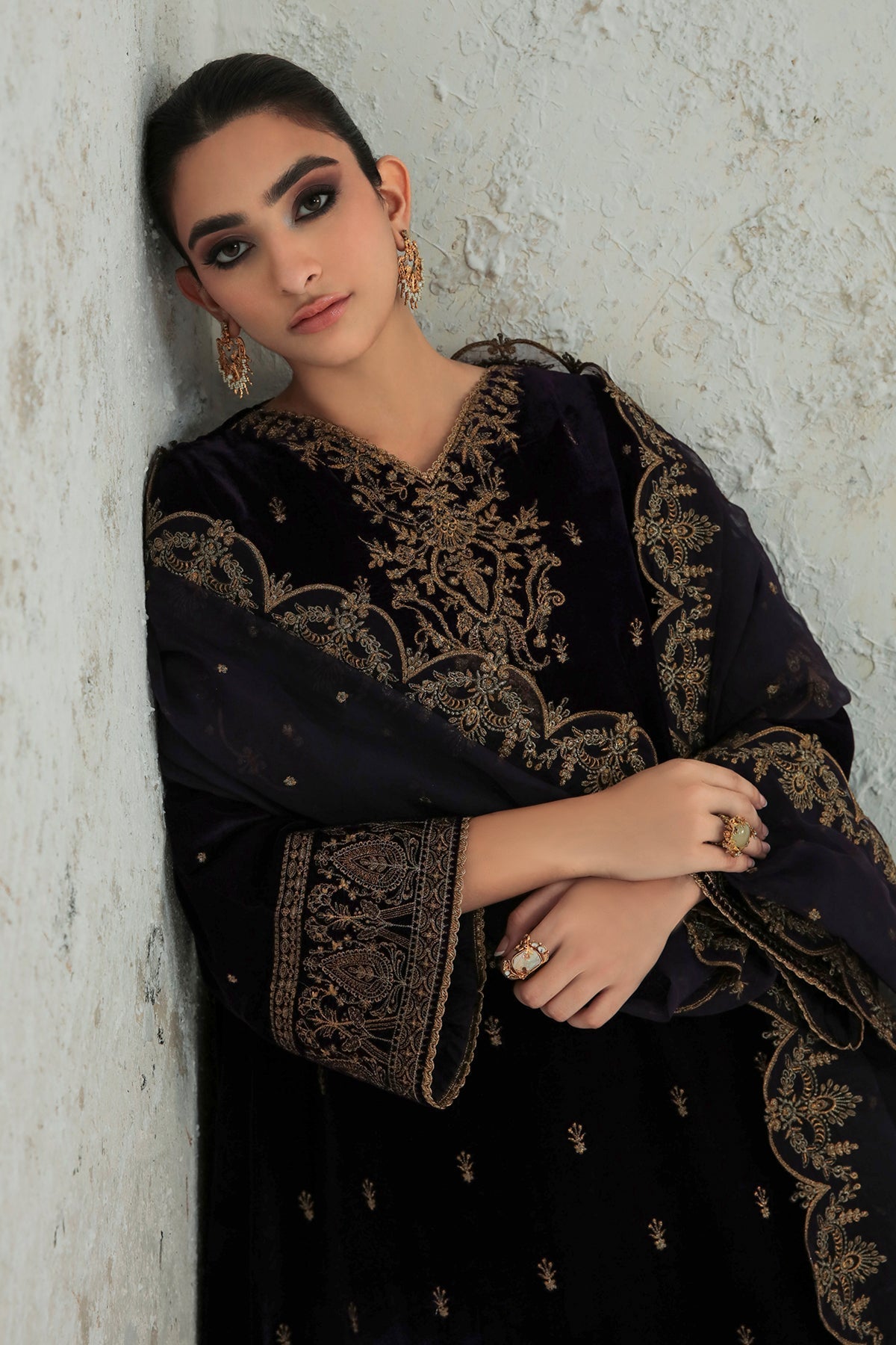 EMBROIDERED VELVET SF-239