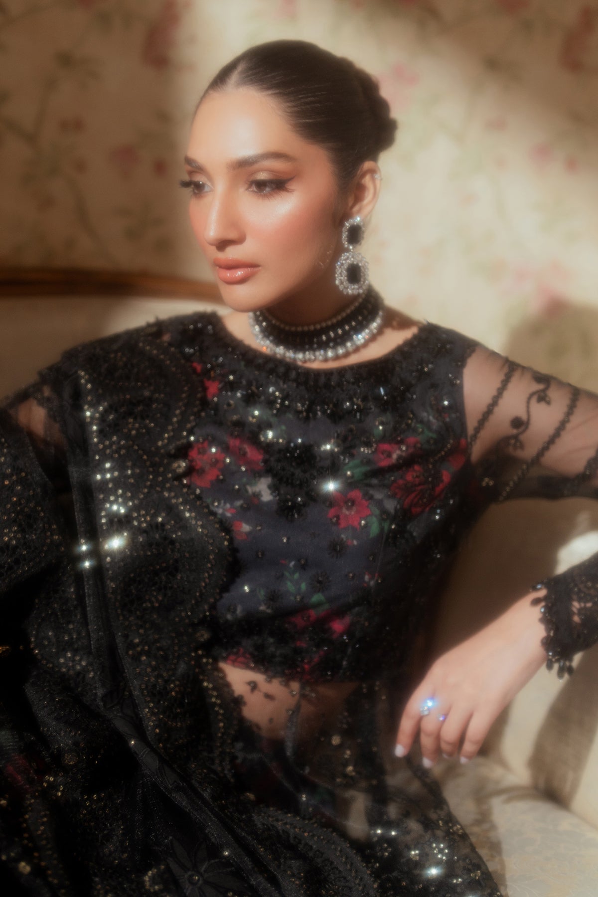 EMBROIDERED NET CH13-05 STITCHED