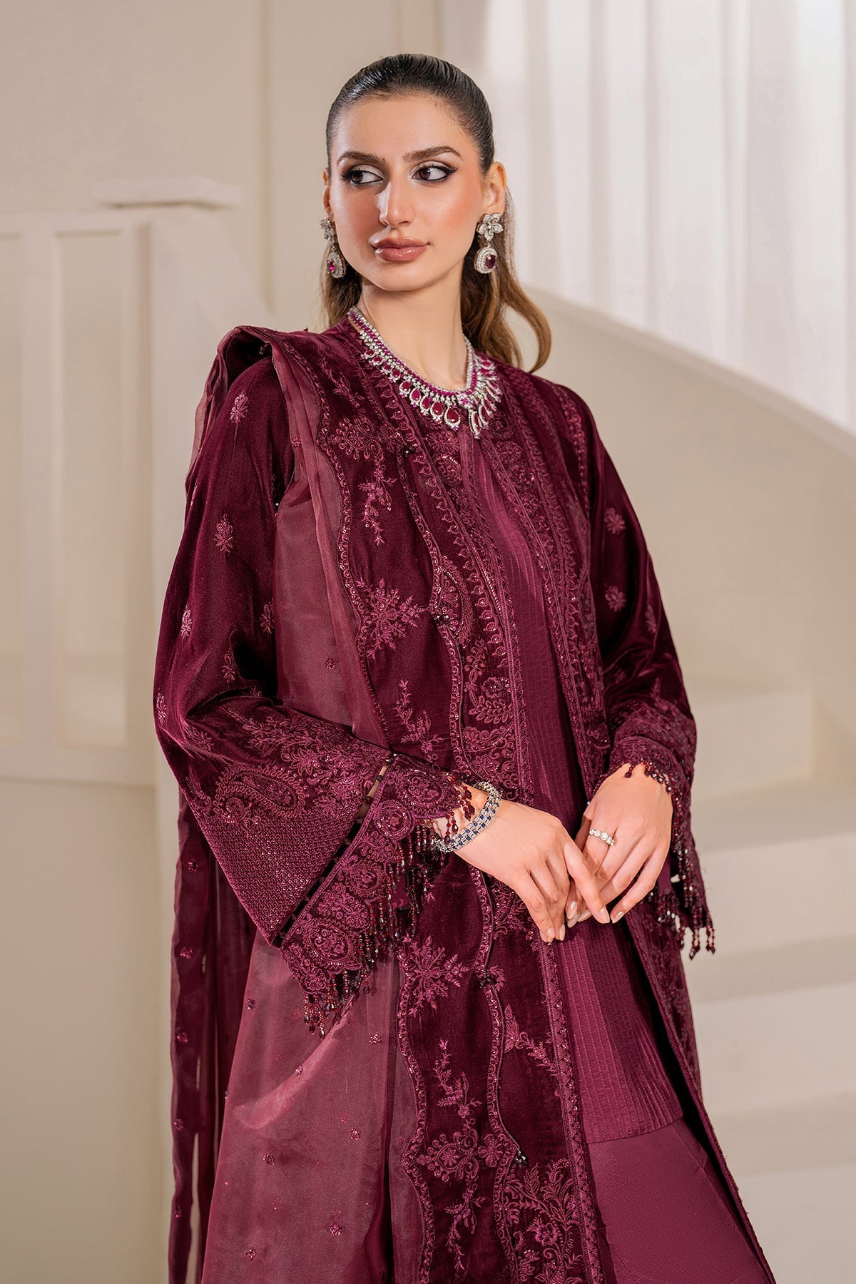 EMBROIDERED VELVET SF-758