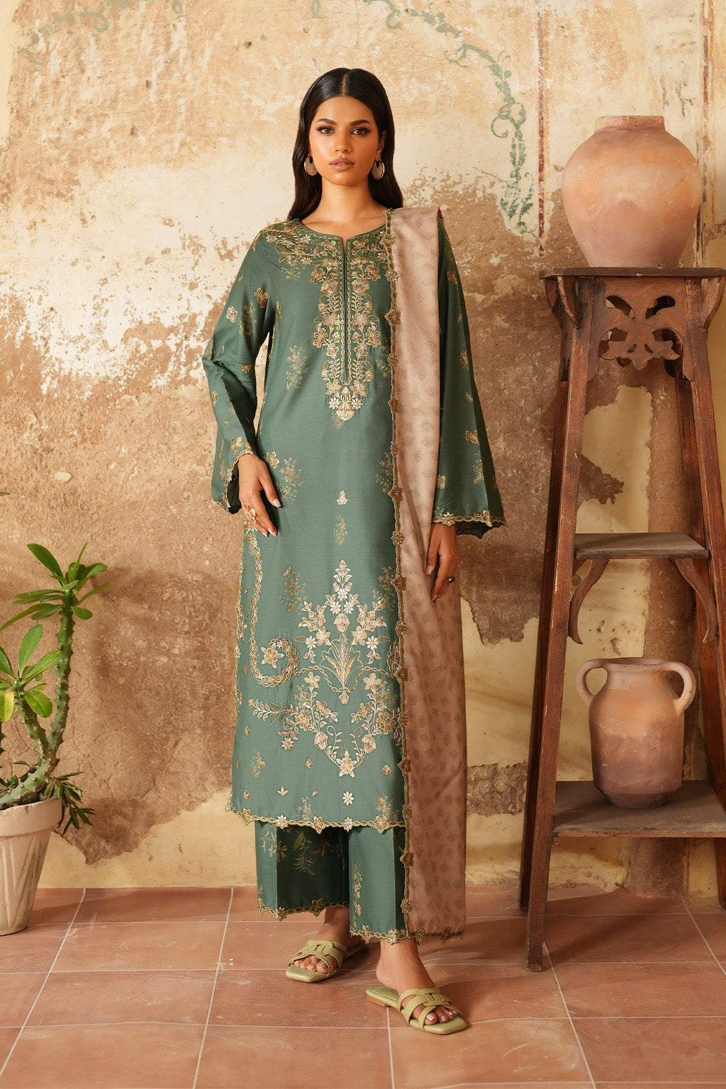 IPF-05 Embroidered Printed Linen