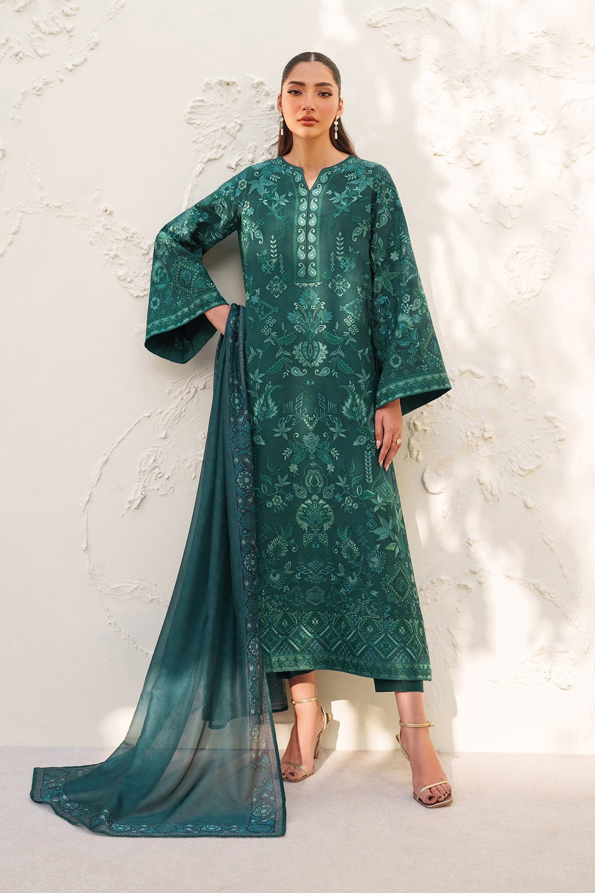EMBROIDERED RAW SILK SF-4383
