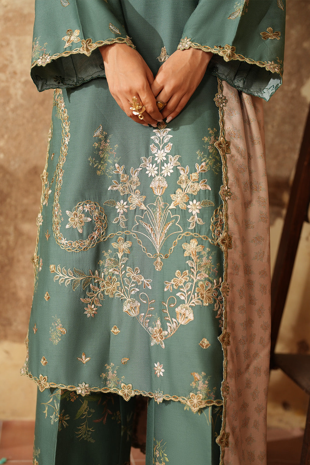 IPF-05 Embroidered Printed Linen