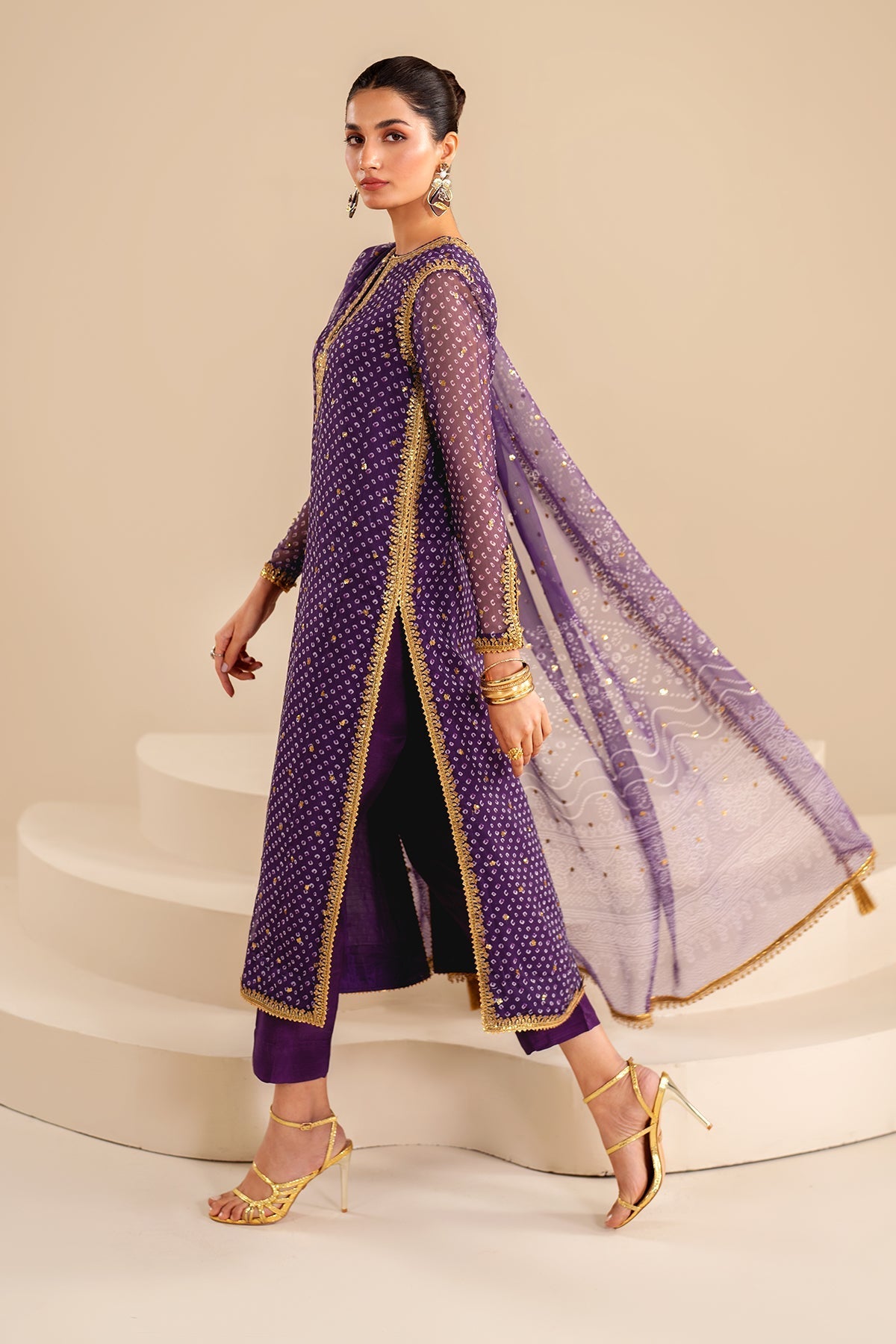 EMBROIDERED CHIFFON SF-625