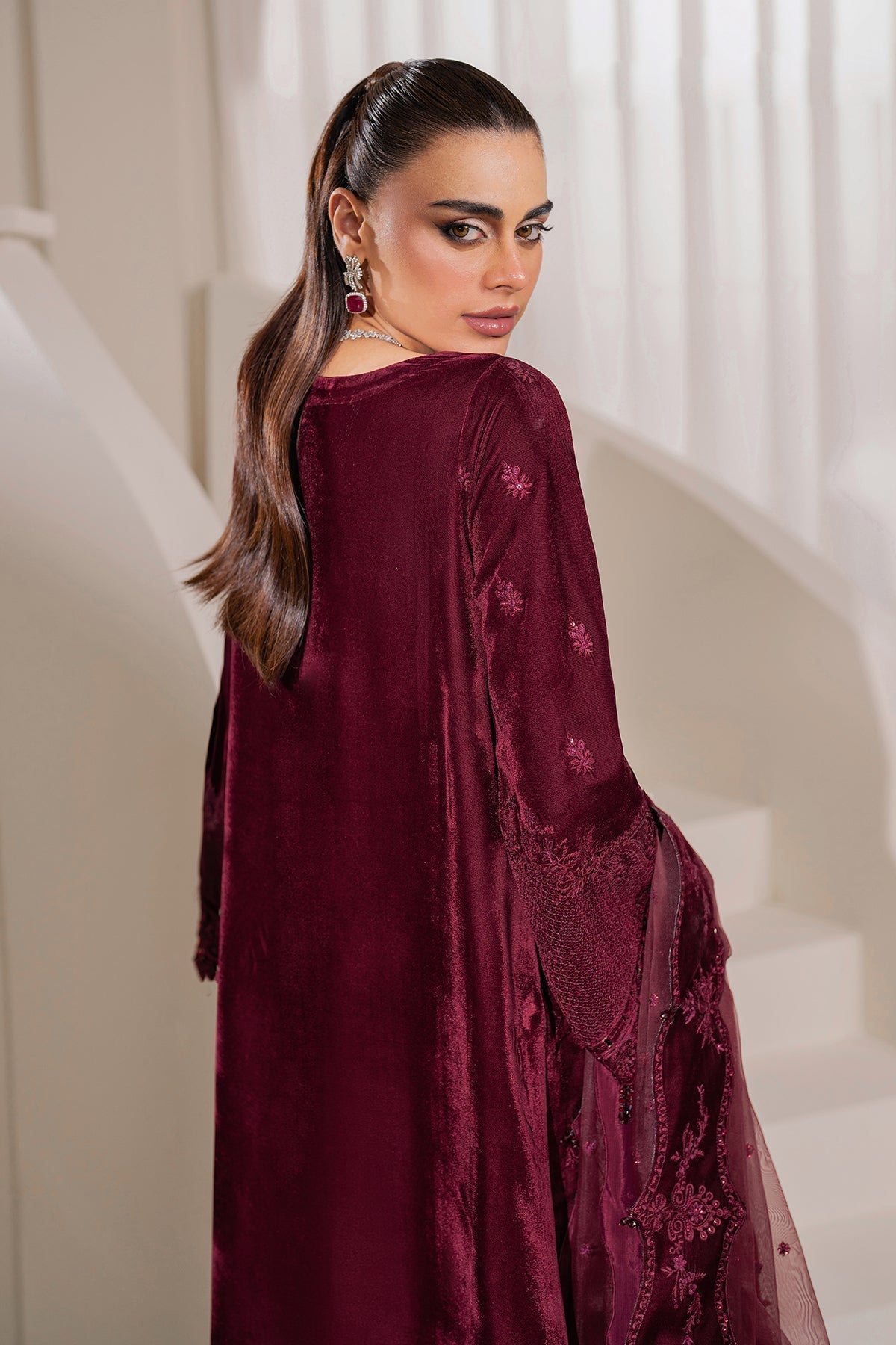 EMBROIDERED VELVET SF-758