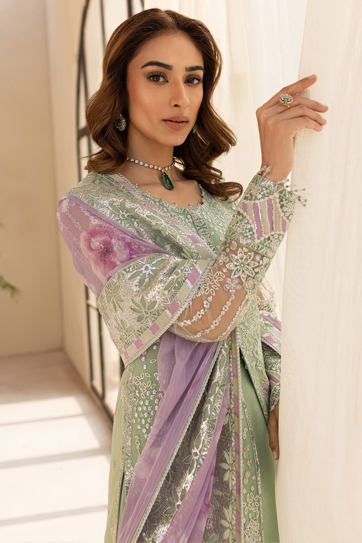 Farasha – Sage Luxe Style