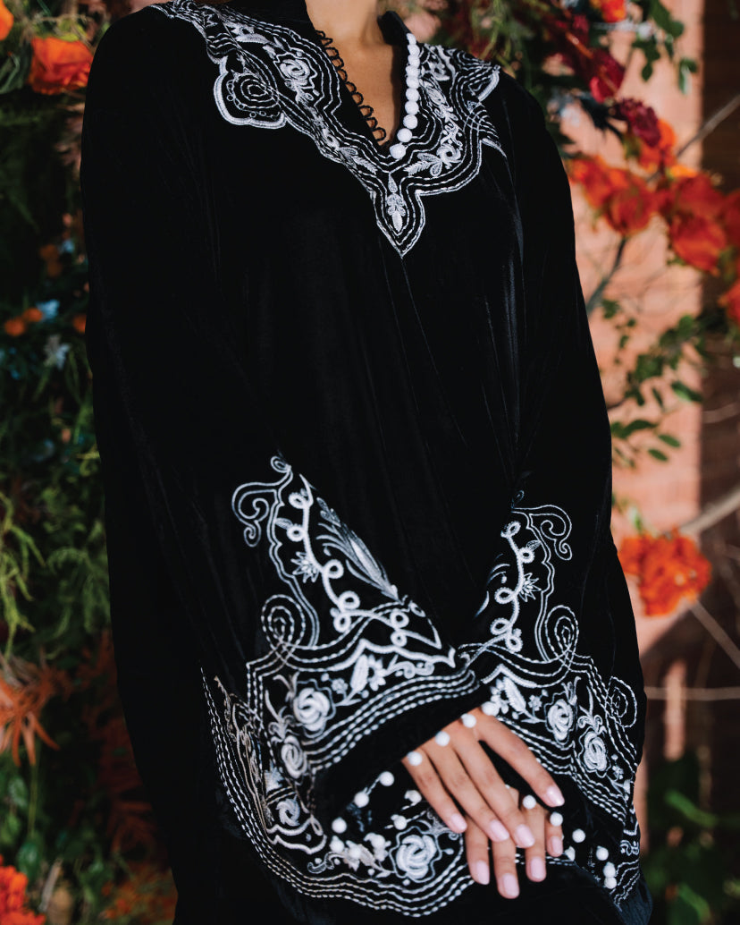 https://cdn.shopify.com/s/files/1/0643/9449/4197/files/11_8c63e358-0893-4657-baea-f1a242ff6be4.jpg?v=1732098812