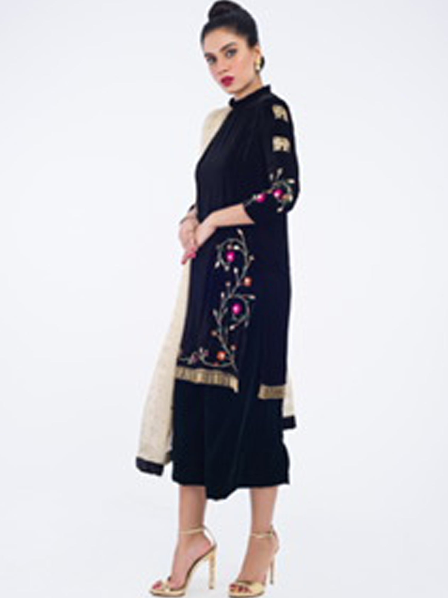 https://cdn.shopify.com/s/files/1/0654/4313/5706/products/12-1.jpg?v=1656747178