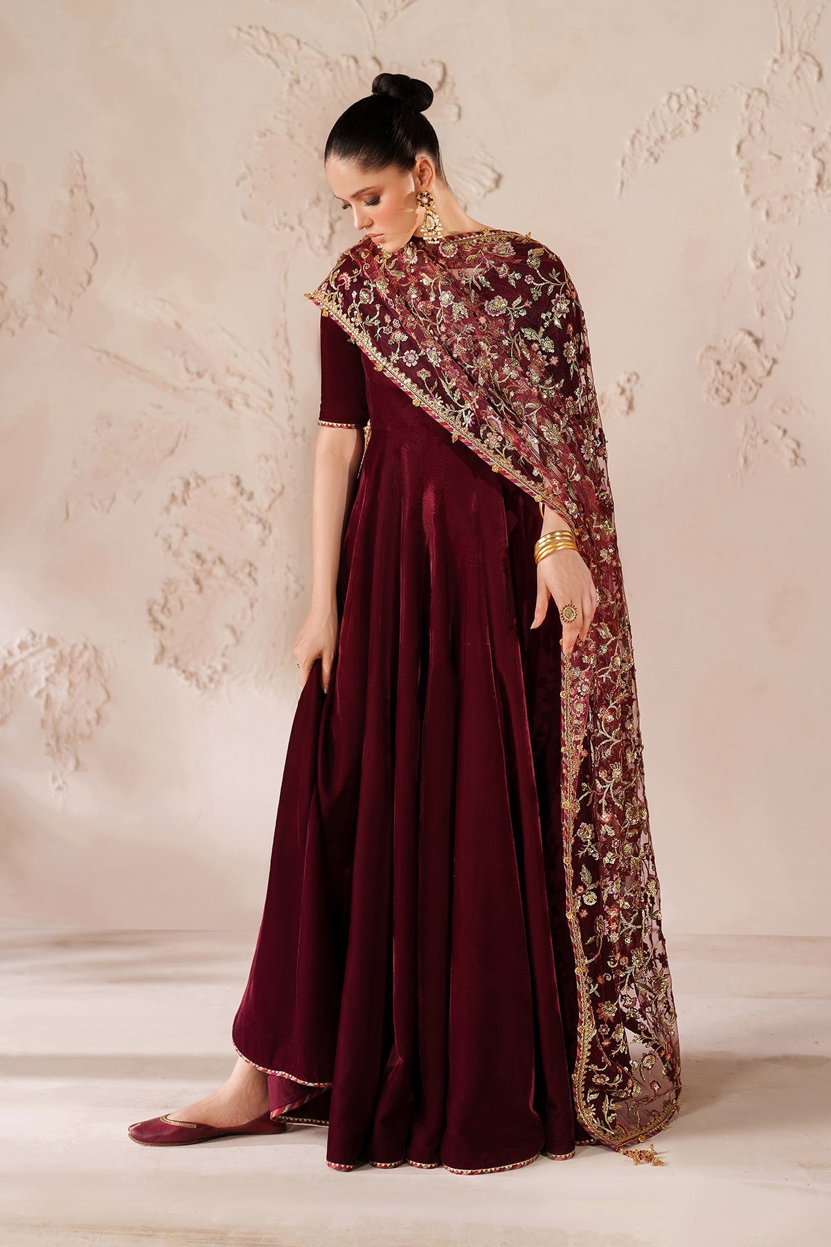 EMBROIDERED VELVET PR-1211