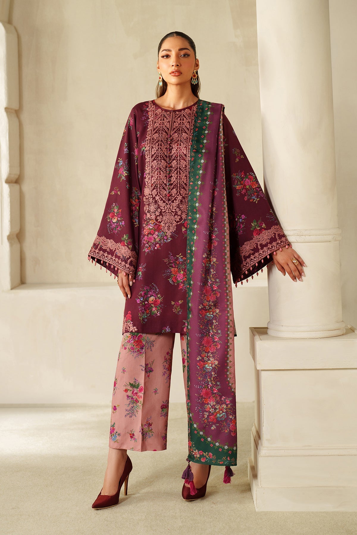 EMBROIDERED KHADDAR UF-4338