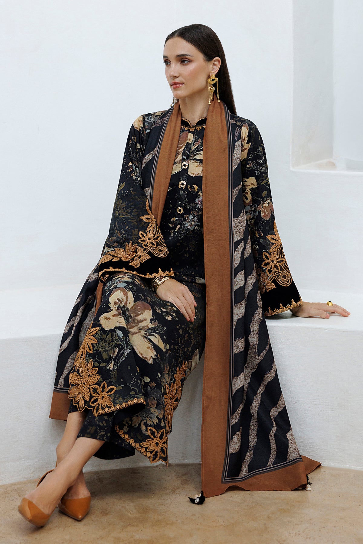 EMBROIDERED VISCOSE SILK UF-4588