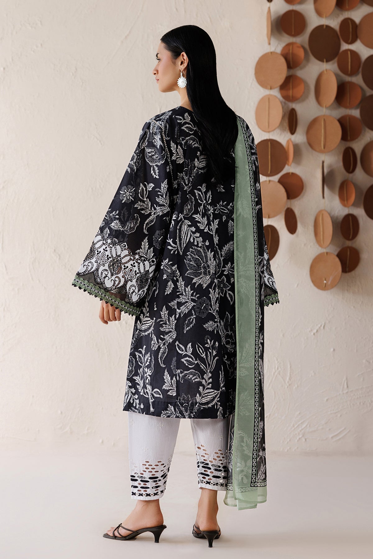 EMBROIDERED LAWN SF-4515