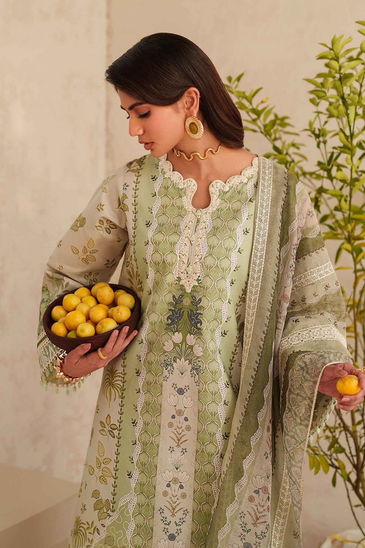 EMBROIDERED LAWN SF-4406