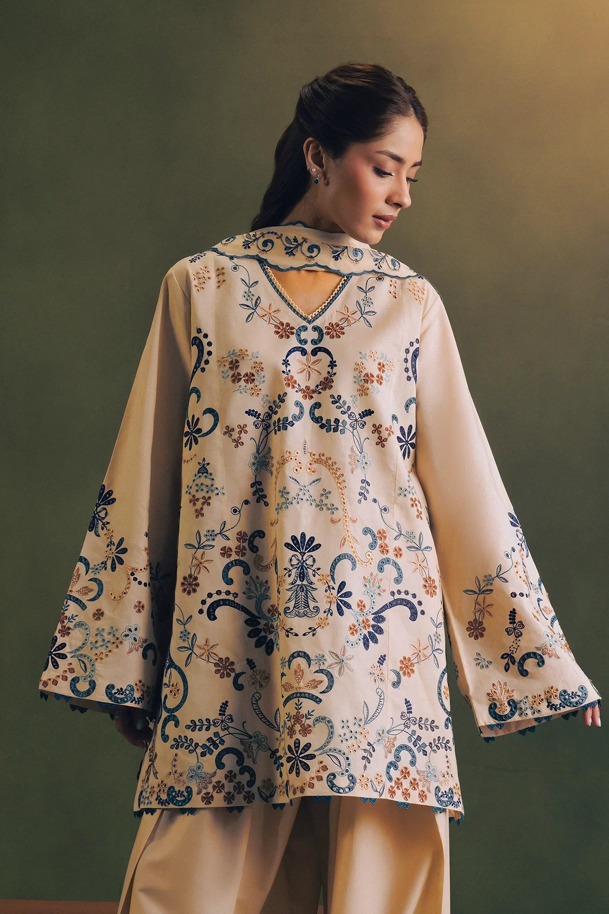 Amara - 3 Piece Cambric RTW