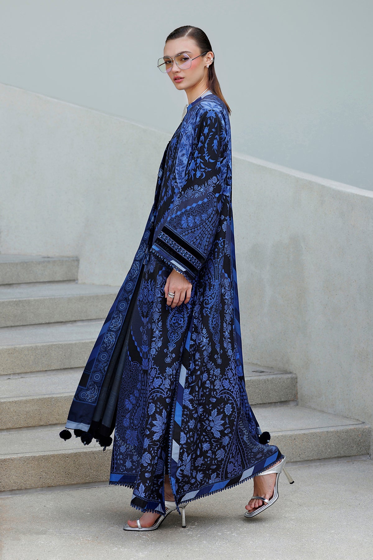 EMBROIDERED VISCOSE SILK SF-4602