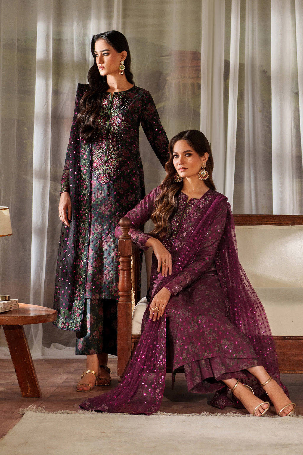UE-538 Printed Formals