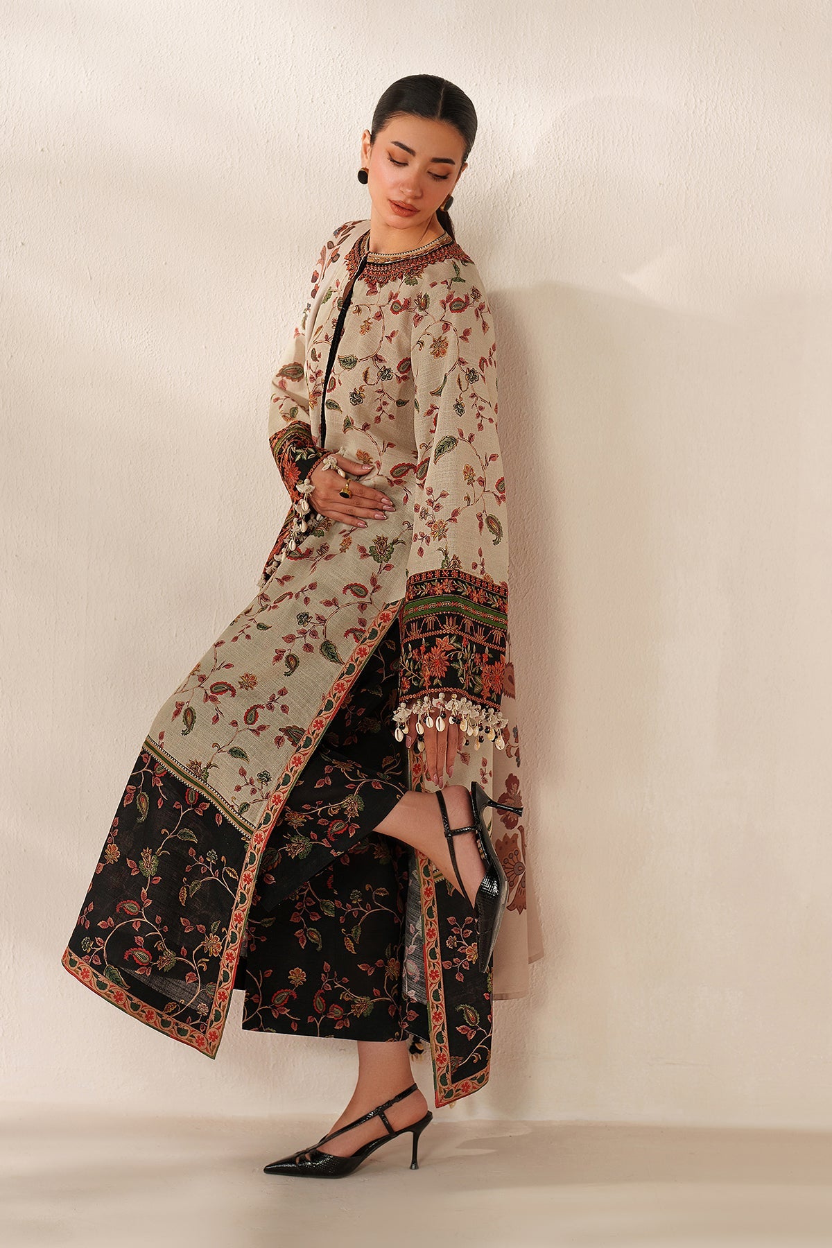 EMBROIDERED VISCOSE SF-4356