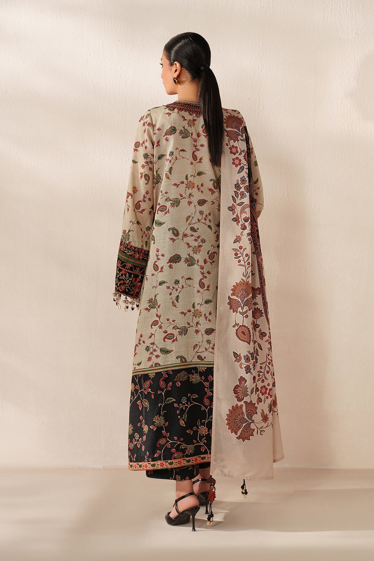 EMBROIDERED KHADDAR UF-4356