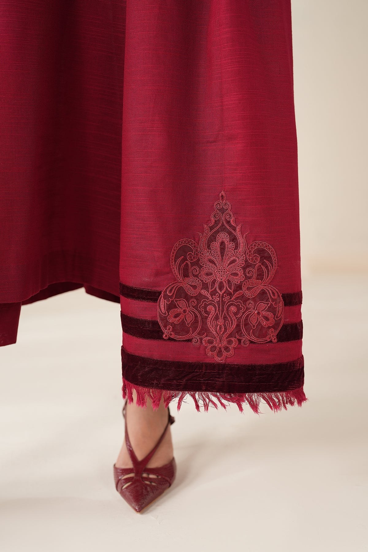 EMBROIDERED KHADDAR PR-1196