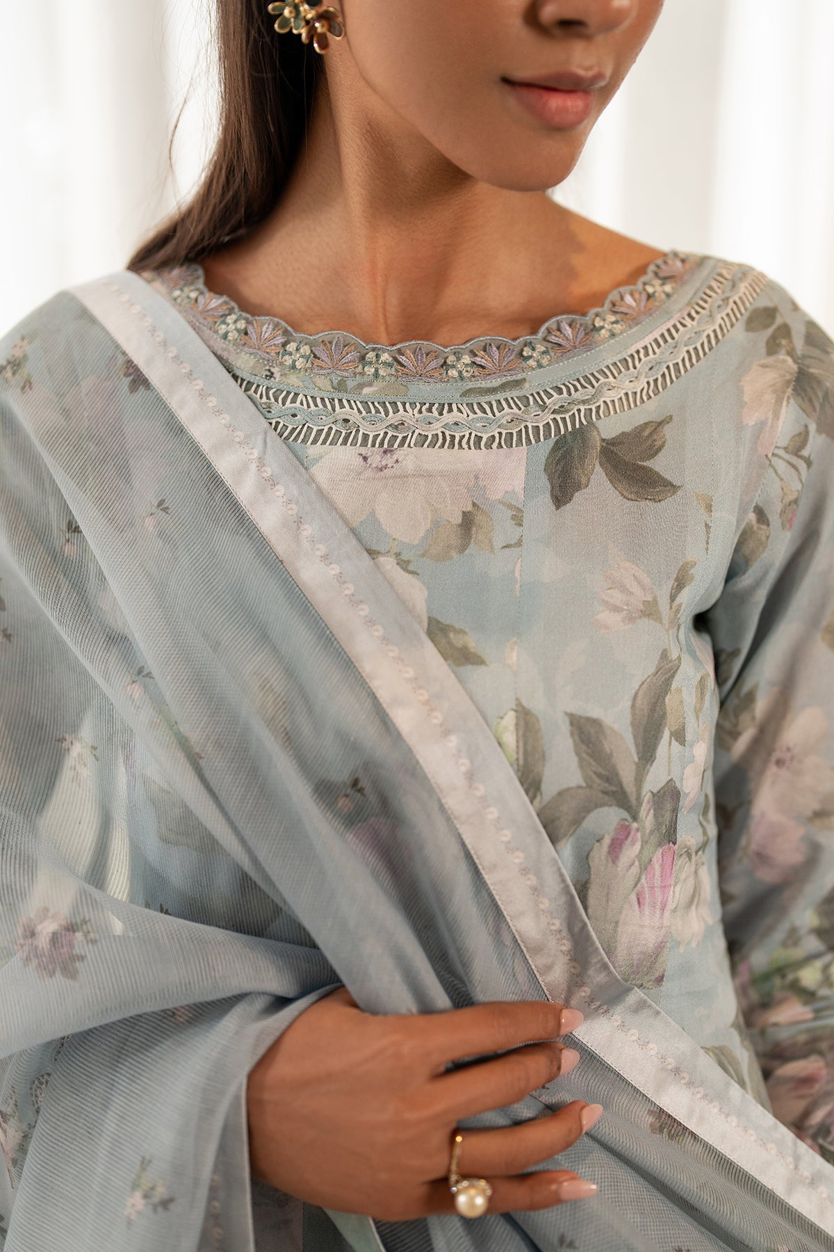 EMBROIDERED PRINTED LAWN UF-4103