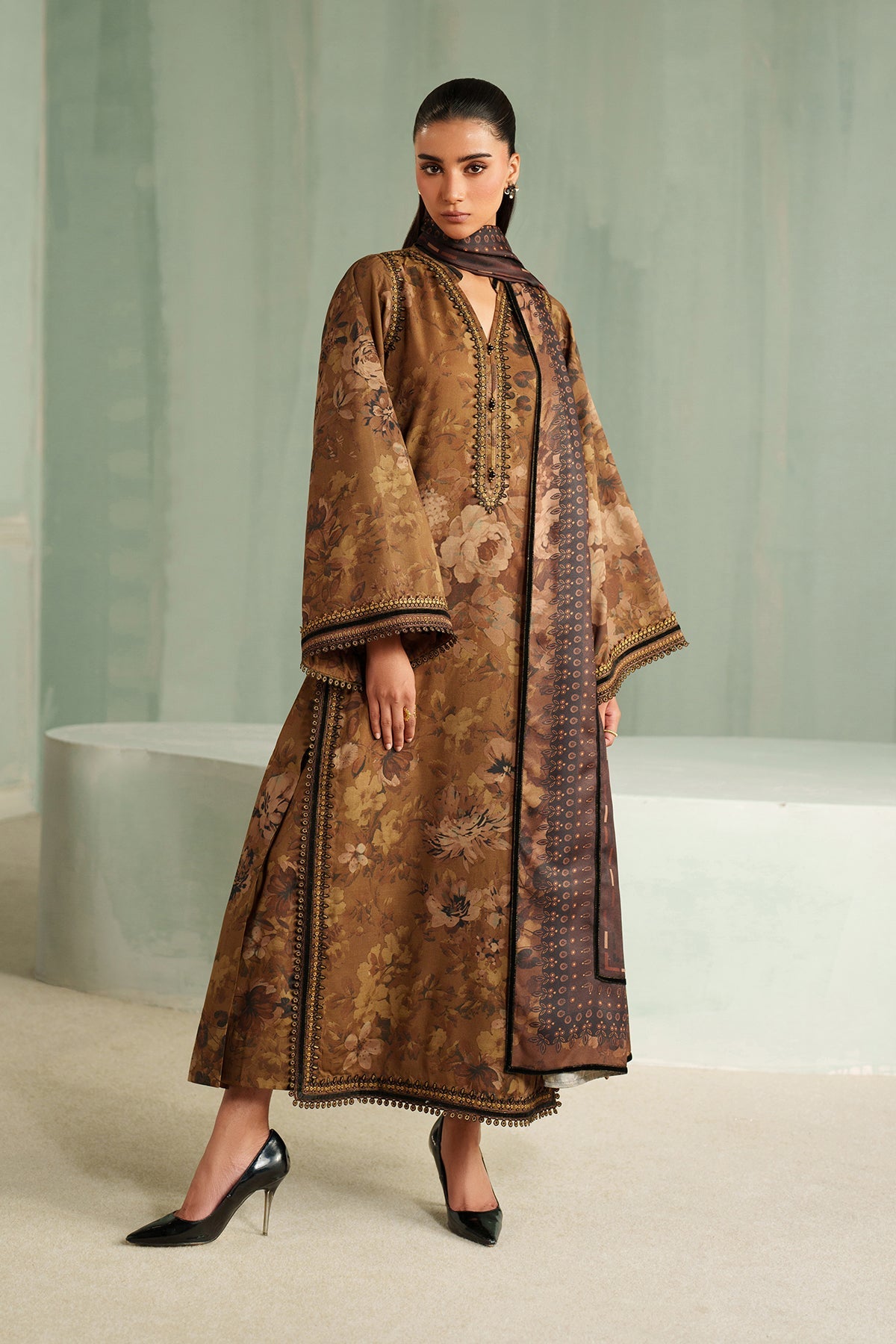 EMBROIDERED KHADDAR SF-4324