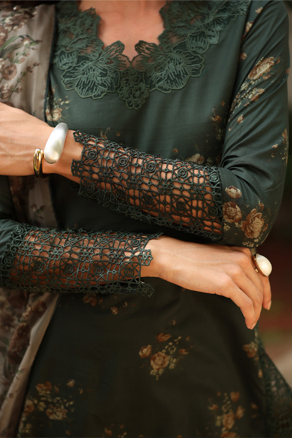UE-489 Printed Lawn