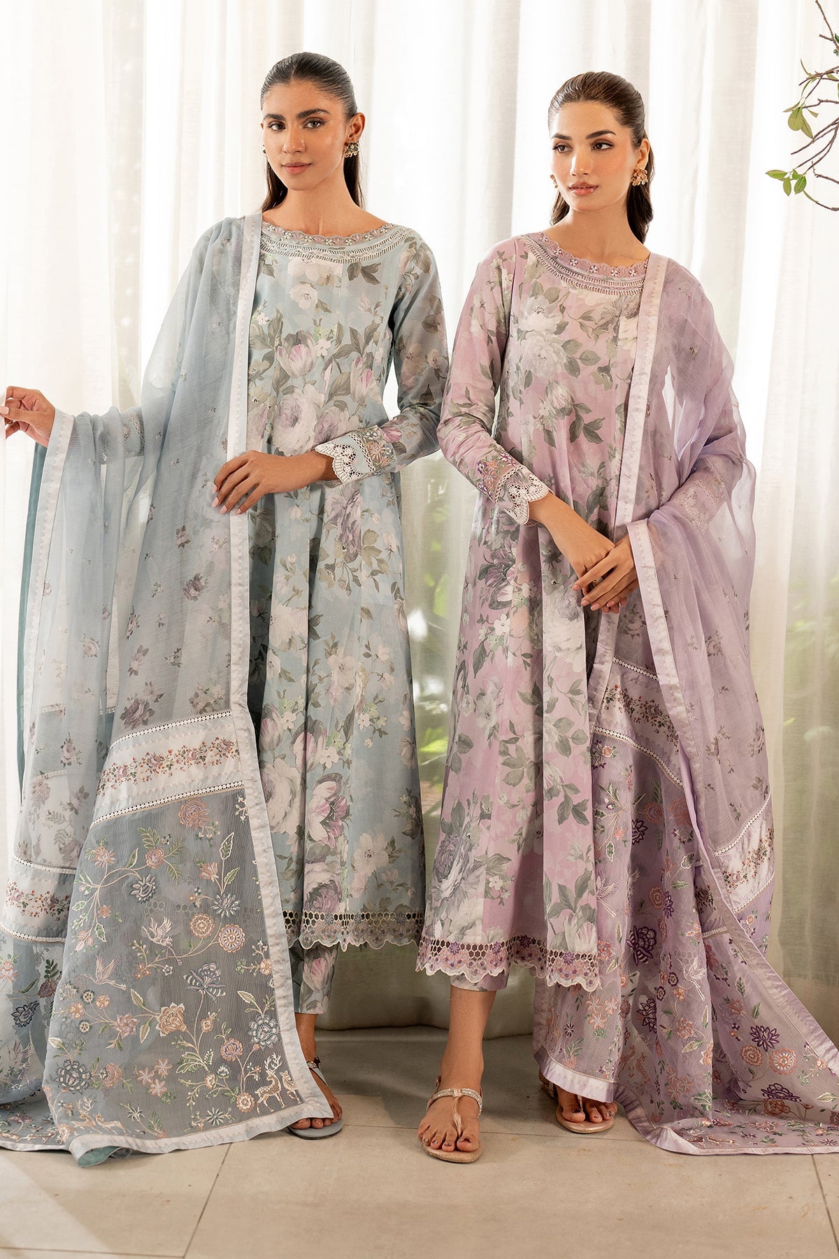 EMBROIDERED PRINTED LAWN UF-4103