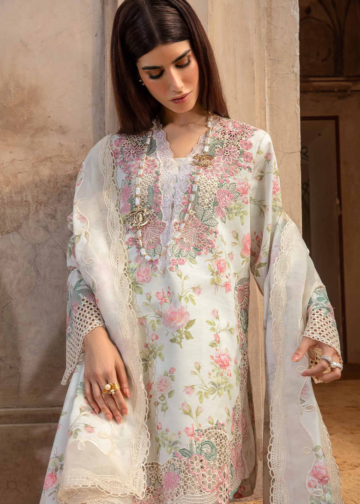 https://cdn.shopify.com/s/files/1/0634/9714/2487/files/15_494af4ec-e82b-4ba0-9ef3-9b7257d25ae2.jpg?v=1702650692
