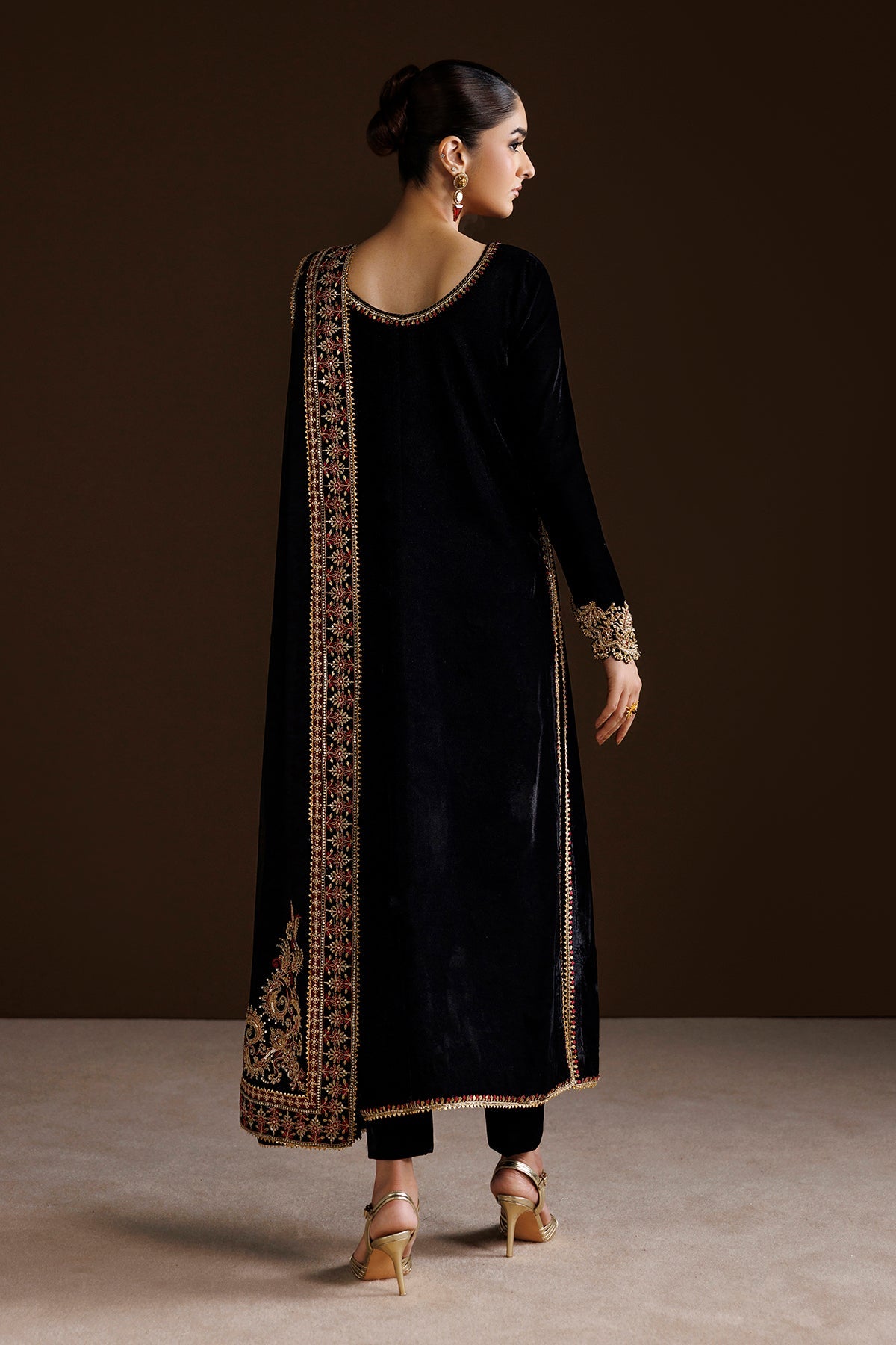 EMBROIDERED VELVET PR-1408