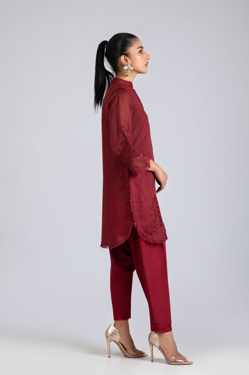 16099-Maroon