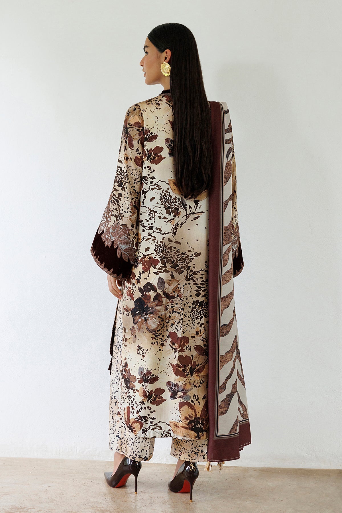 EMBROIDERED VISCOSE SILK SF-4589