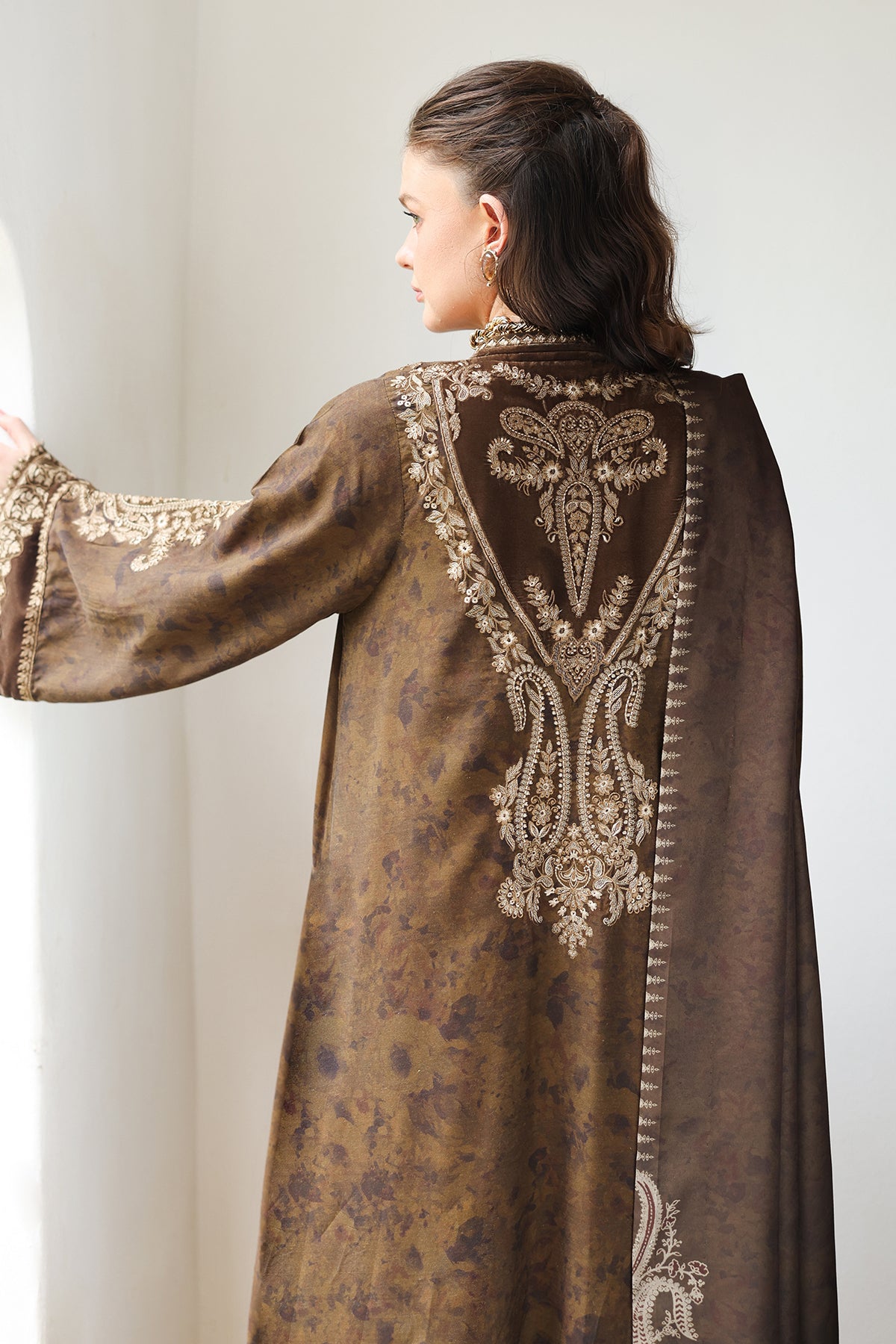 EMBROIDERED VISCOSE SILK UF-4619