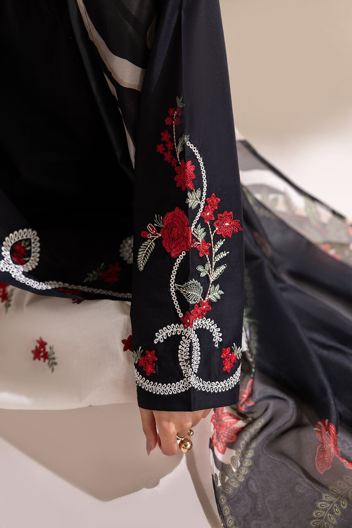EMBROIDERED LAWN PR-1330