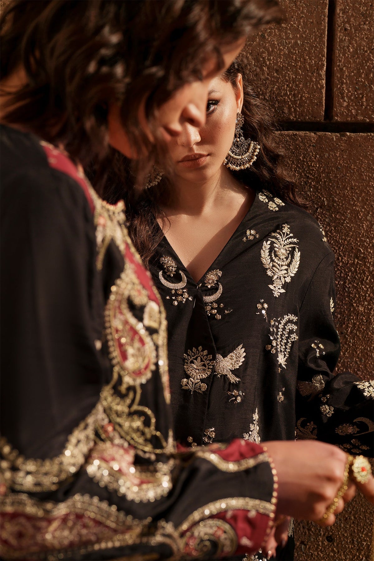 EMBROIDERED SUIT (E1043/104/902)