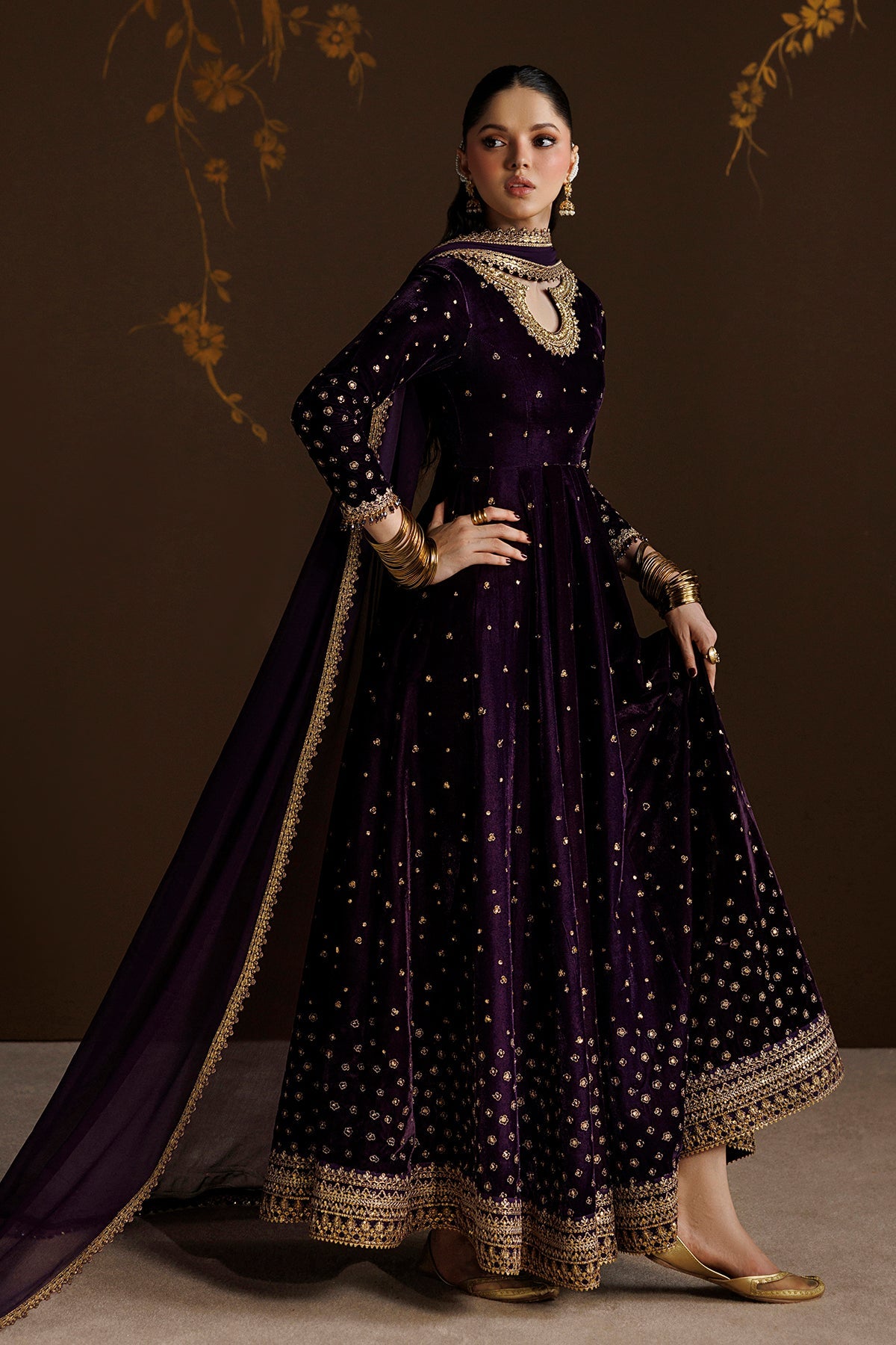 EMBROIDERED VELVET UF-4628