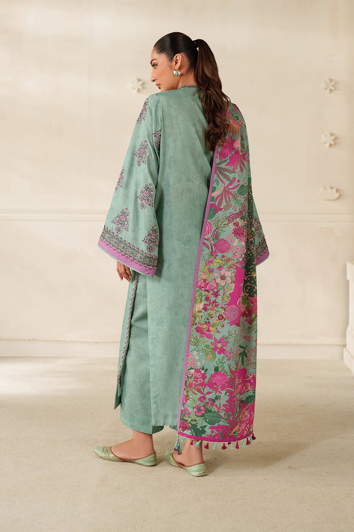 EMBROIDERED KHADDAR UF-4343