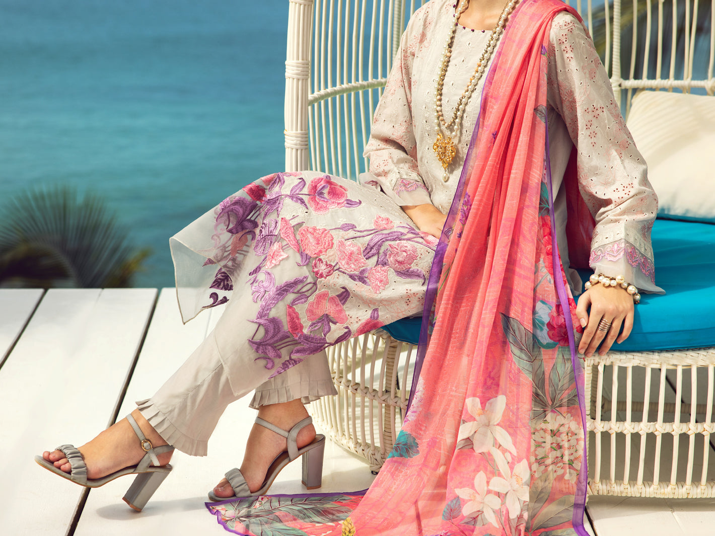 Light Grey Dyed Lawn 3Pc Unstitched - ALP-3PS-1729