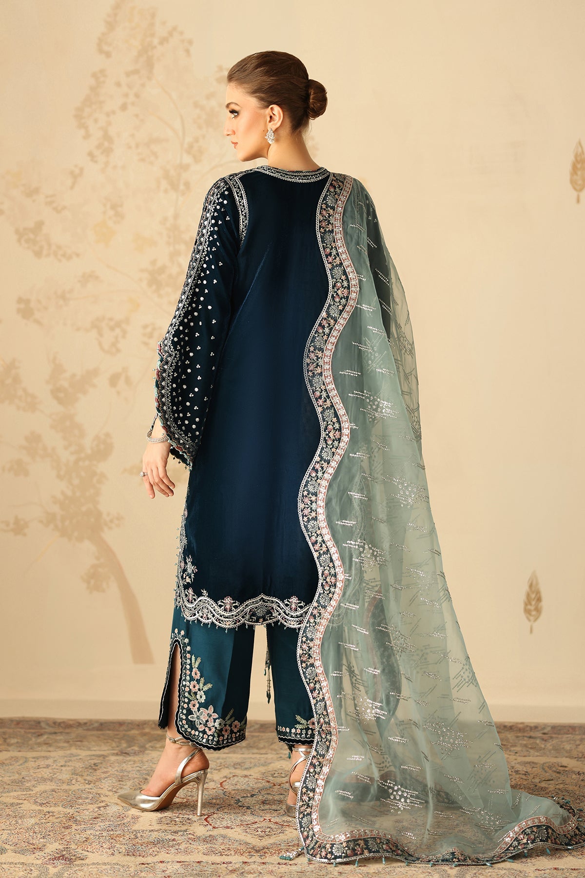 EMBROIDERED VELVET SF-4310