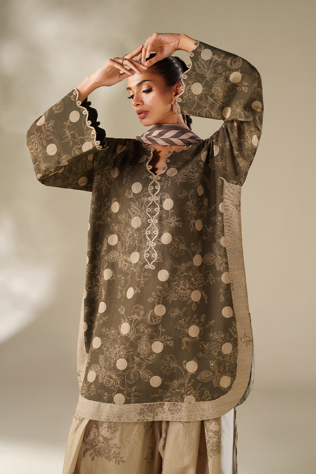 UE-565 Printed Khaddar