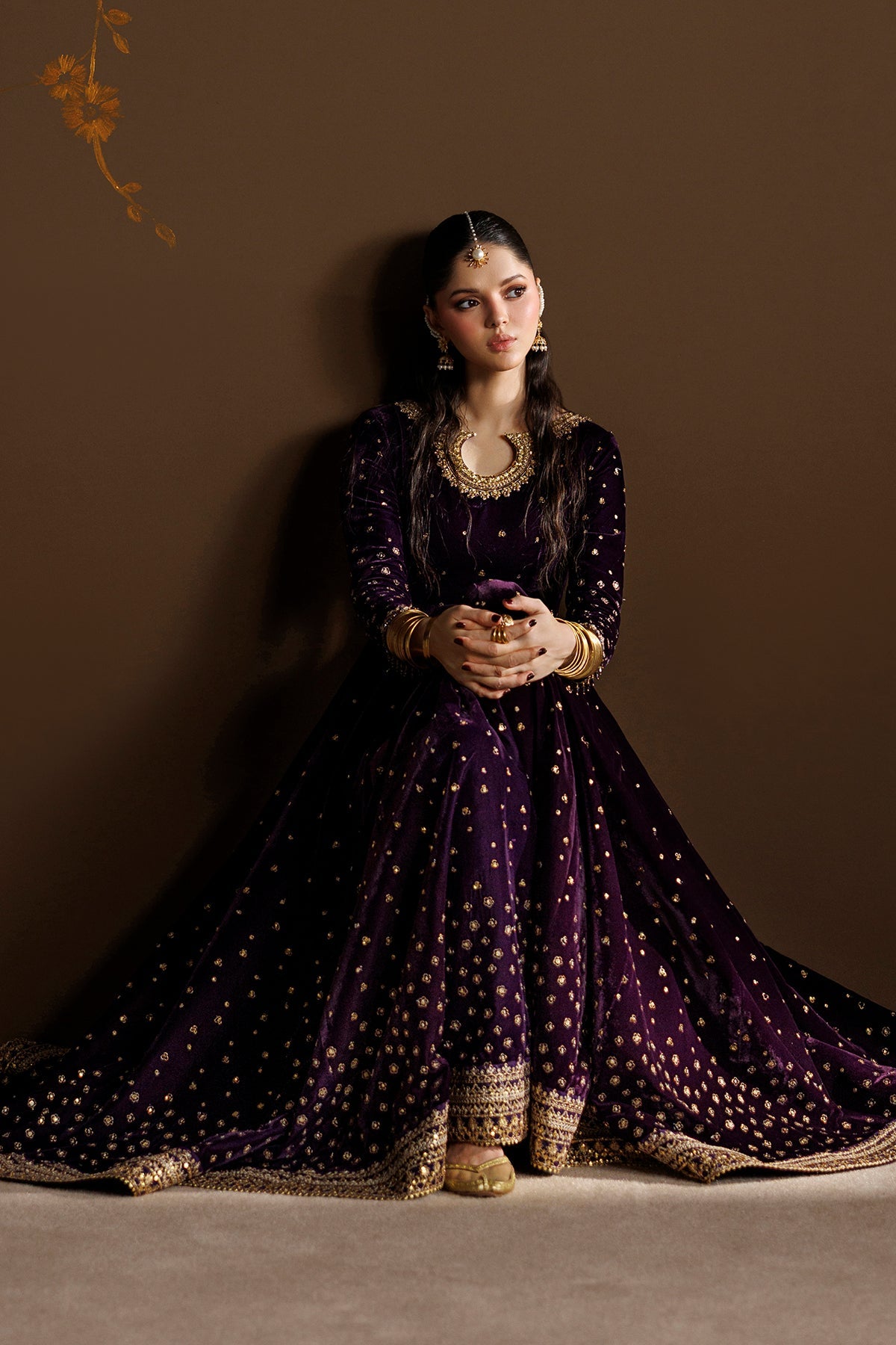 EMBROIDERED VELVET UF-4628