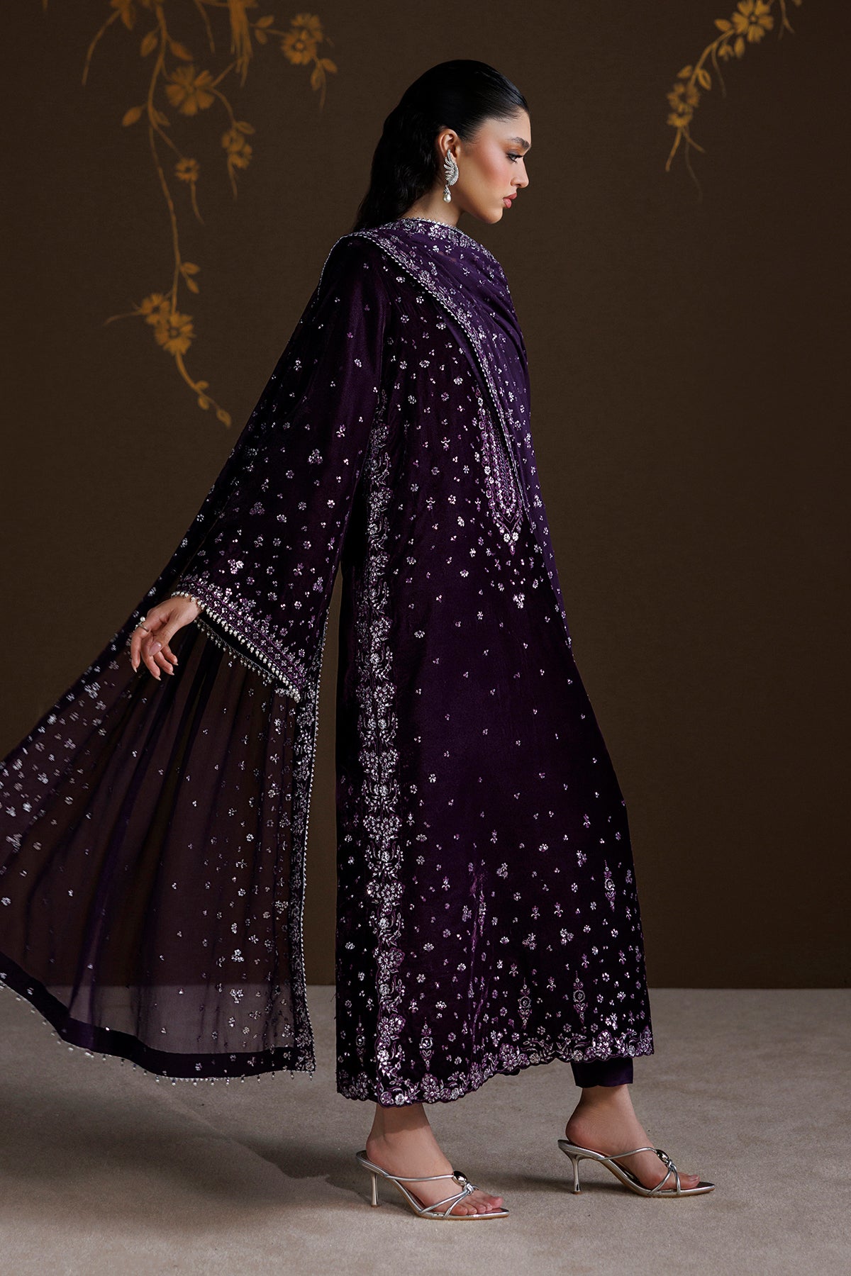 EMBROIDERED VELVET UF-4546