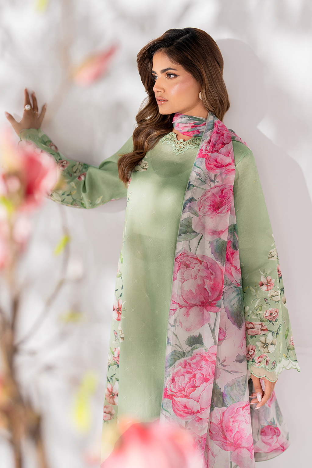 UE-264 Printed Lawn