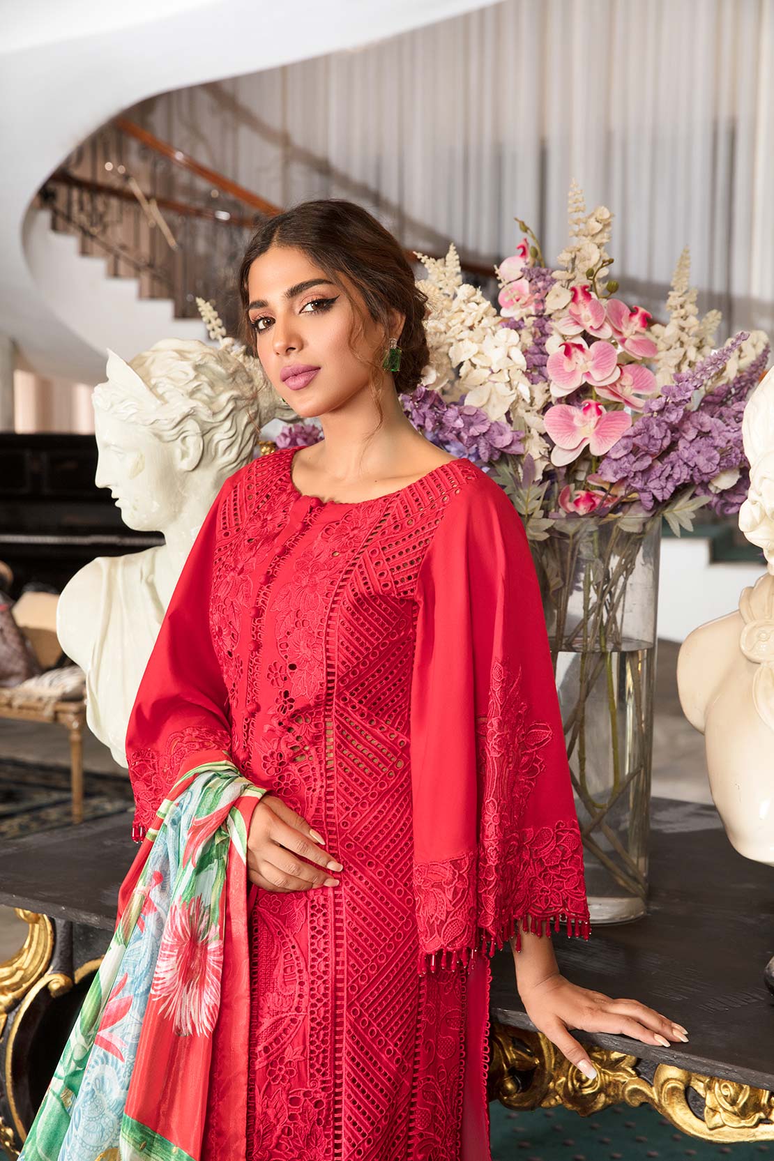 https://cdn.shopify.com/s/files/1/0634/9714/2487/products/18-e9952ab-crimson.jpg?v=1649067210