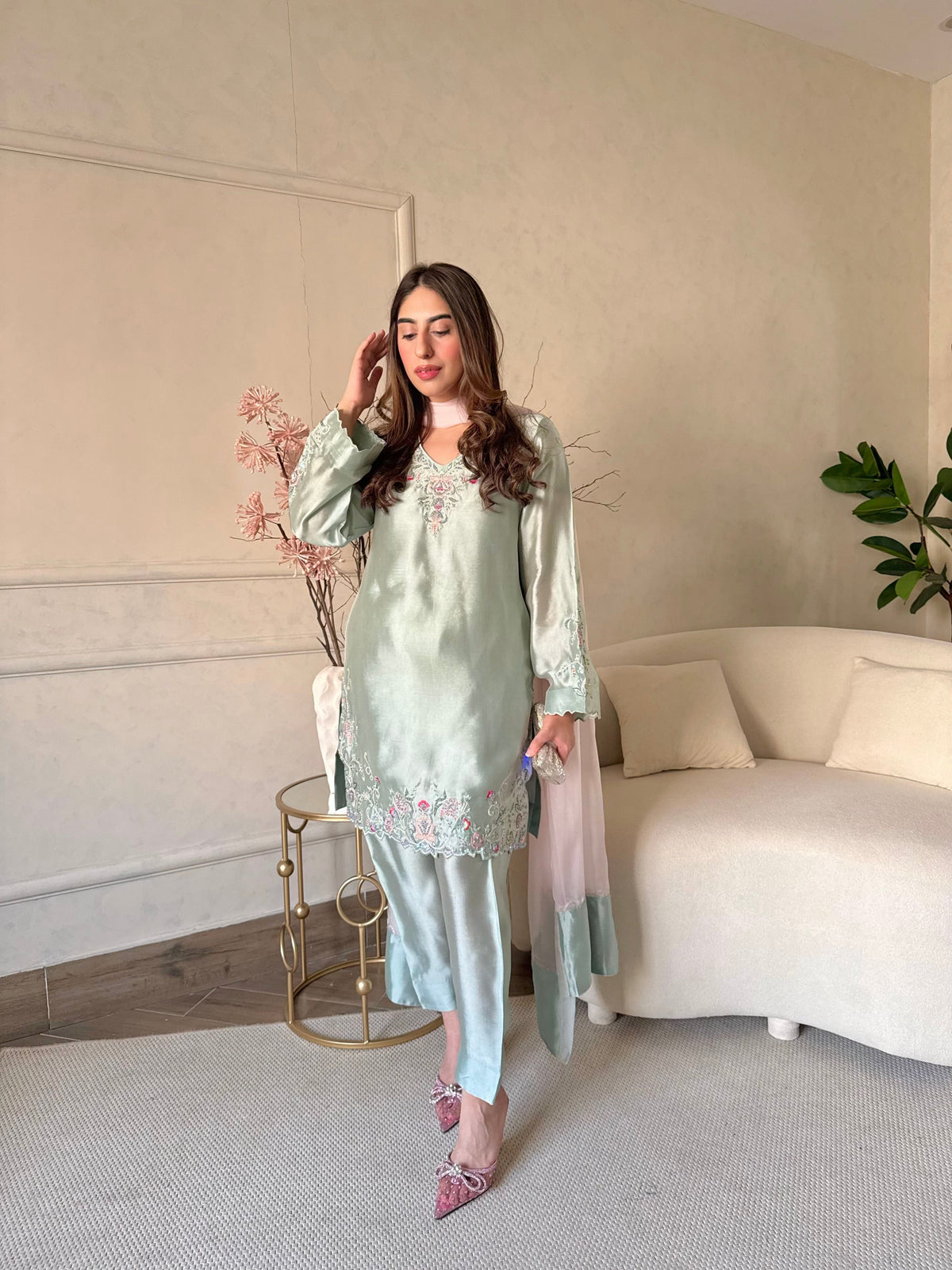 Elara pink
