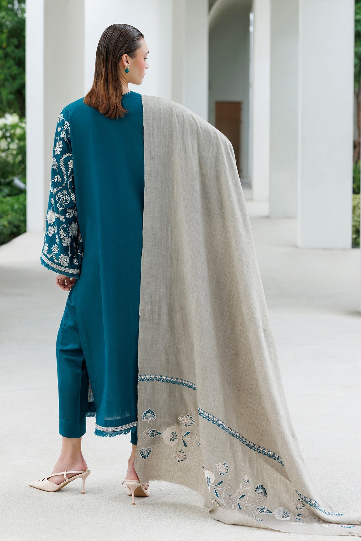 EMBROIDERED KHADDAR SF-4594