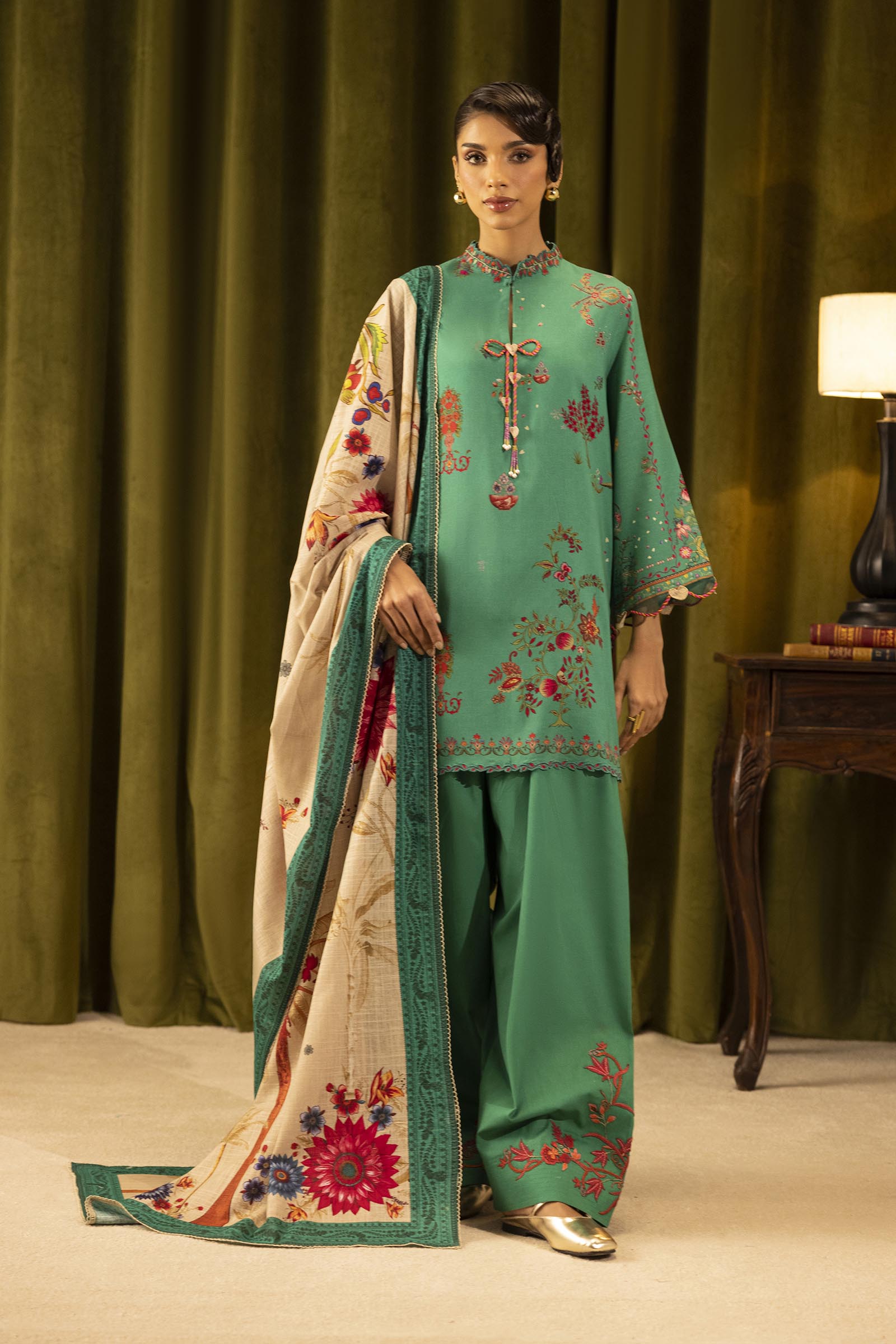 Unstitched Linen Muzlin 3 Piece Suit