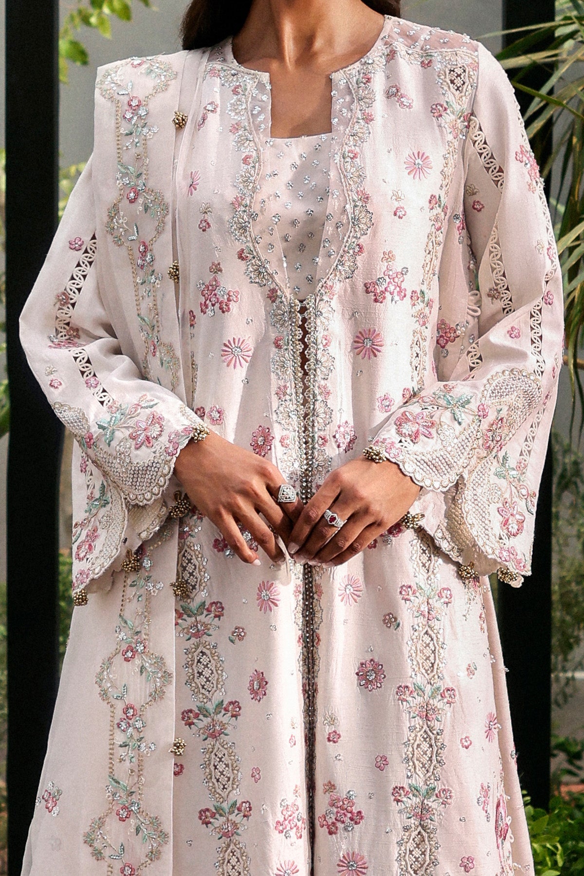 https://cdn.shopify.com/s/files/1/0052/2030/2897/files/19_c4d86f46-3dd3-4fd5-b947-2edfa6475ef0.jpg?v=1755197382