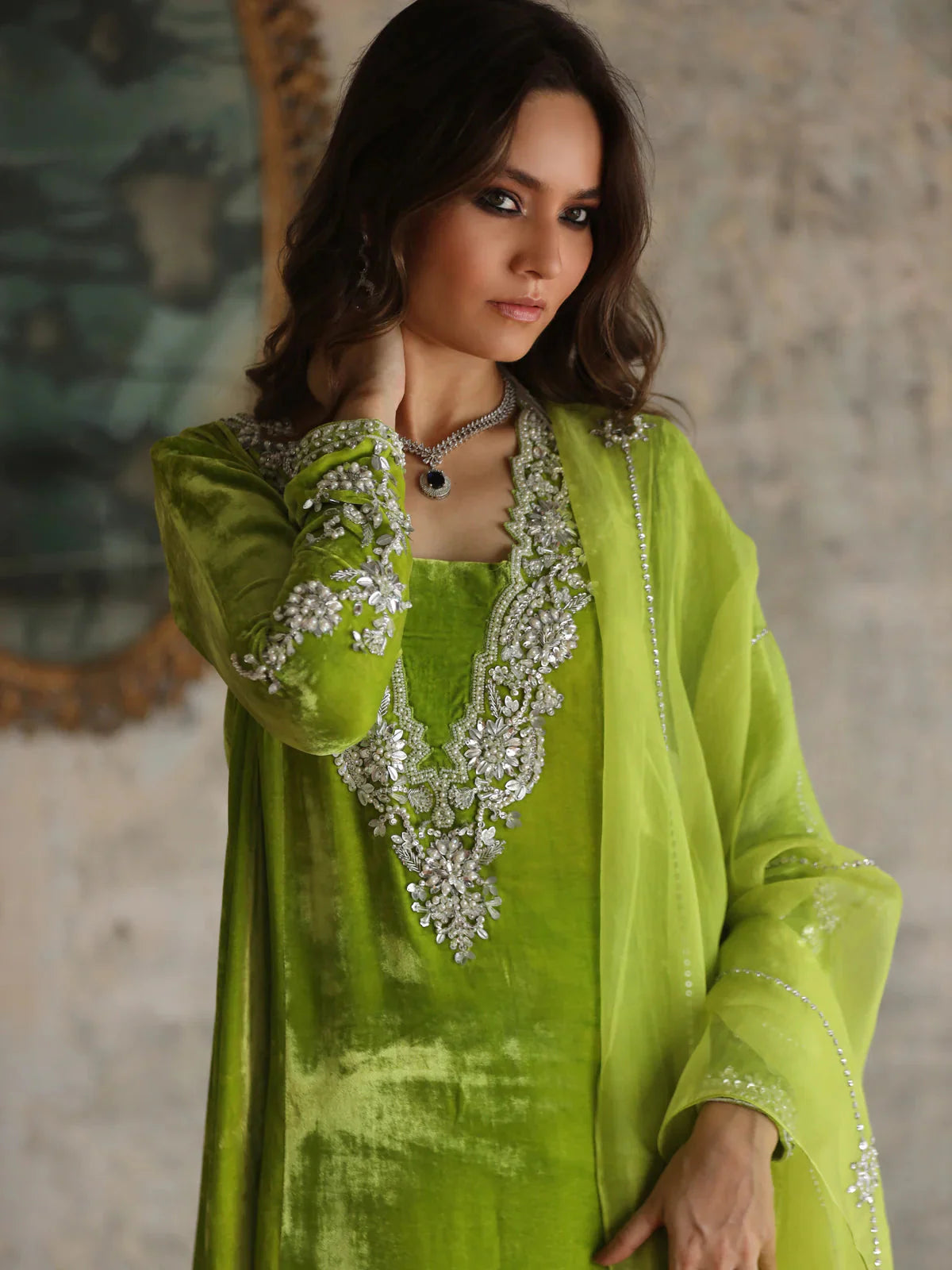 Irsa Parrot Green Signature Velvet