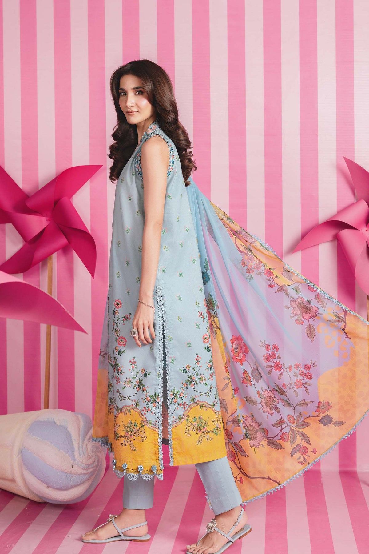 3 Pc Unstitched Embroidered Lawn Suit