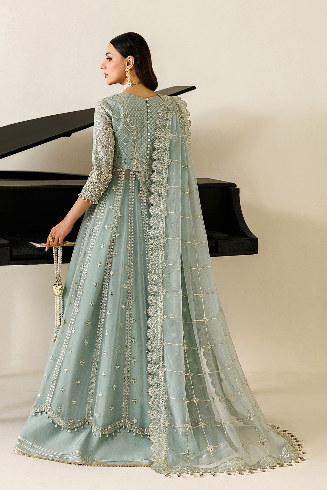 Alizeh – Sinoor Style
