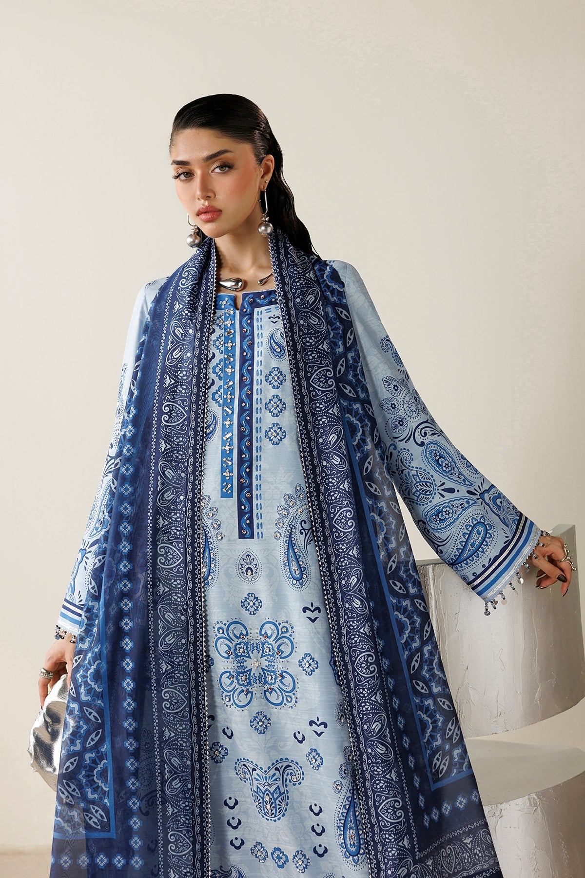 HANDWORK RAW SILK OR26-D02